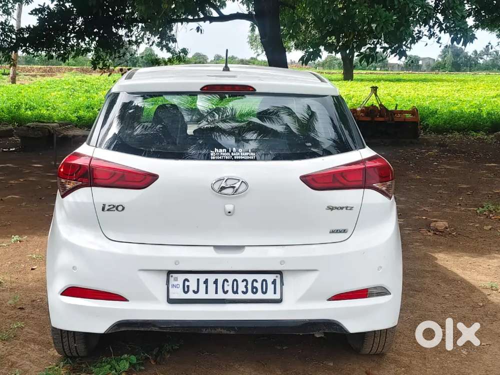 Hyundai I20 Sportz Ivt 2016 Km Driven