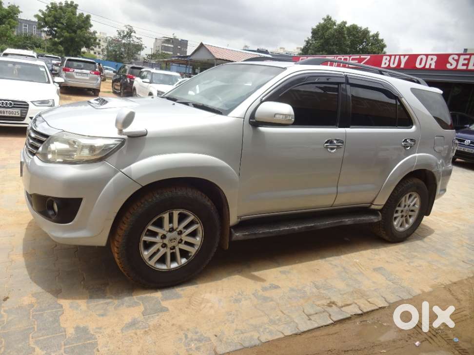 Toyota Fortuner 3.0 4x2 Automatic, 2012, Diesel
