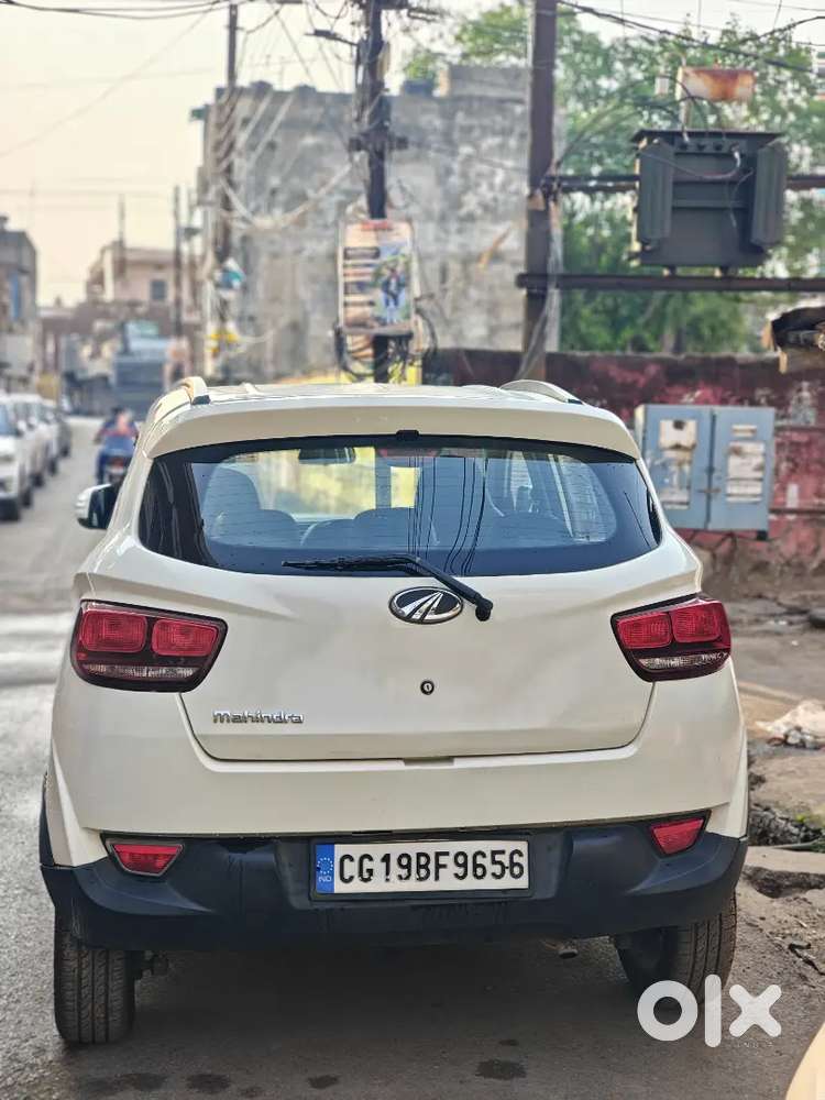 Mahindra Kuv100 Nxt 2017 Diesel 6 Str