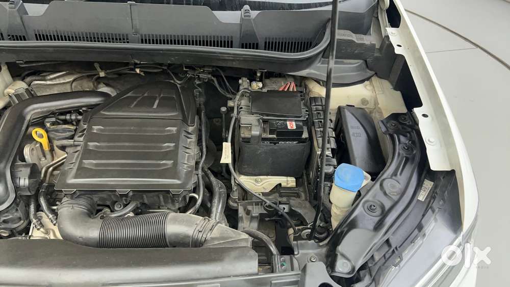 Volkswagen Taigun Topline 1.0 Tsi At (electric Seats), 2023, Petrol