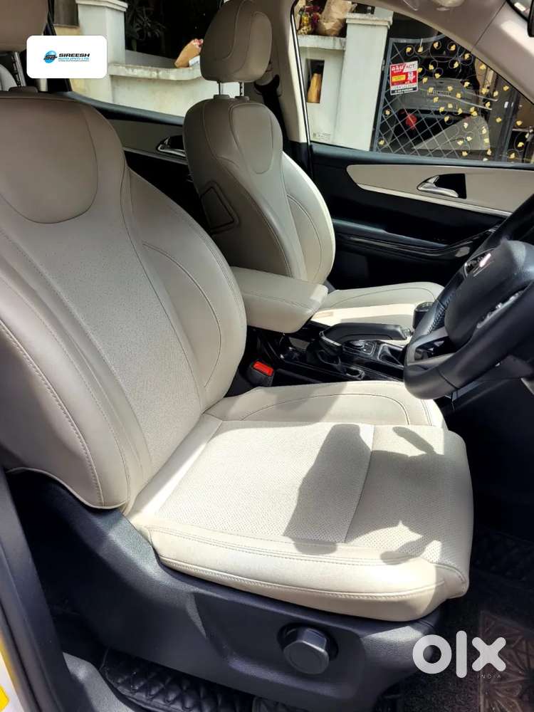 Mahindra Xuv700 2.2 Ax 7 Diesel Mt Str, 2023, Diesel