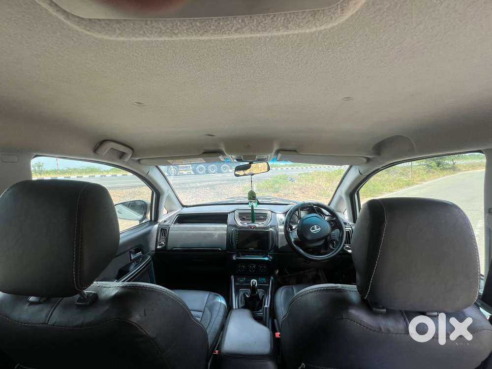Tata Hexa 2.2 Xe 4x2 7 Str, 2019, Diesel
