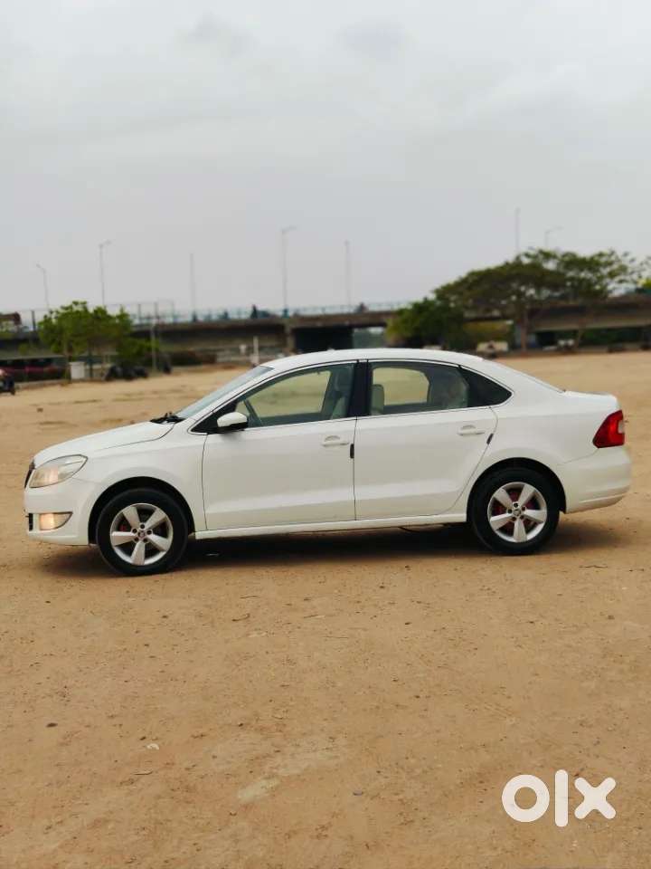 Skoda Rapid 1.5 Tdi At Style, 2016, Diesel