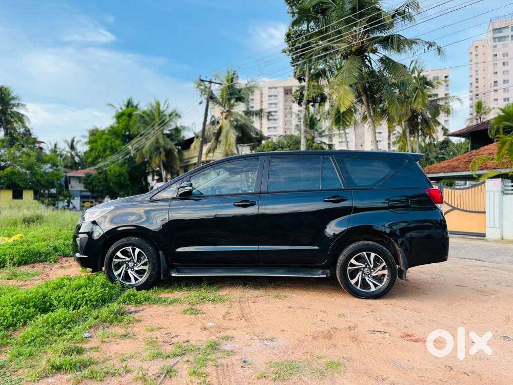Toyota Innova Crysta 2.8 Gx At 8s, 2021, Diesel