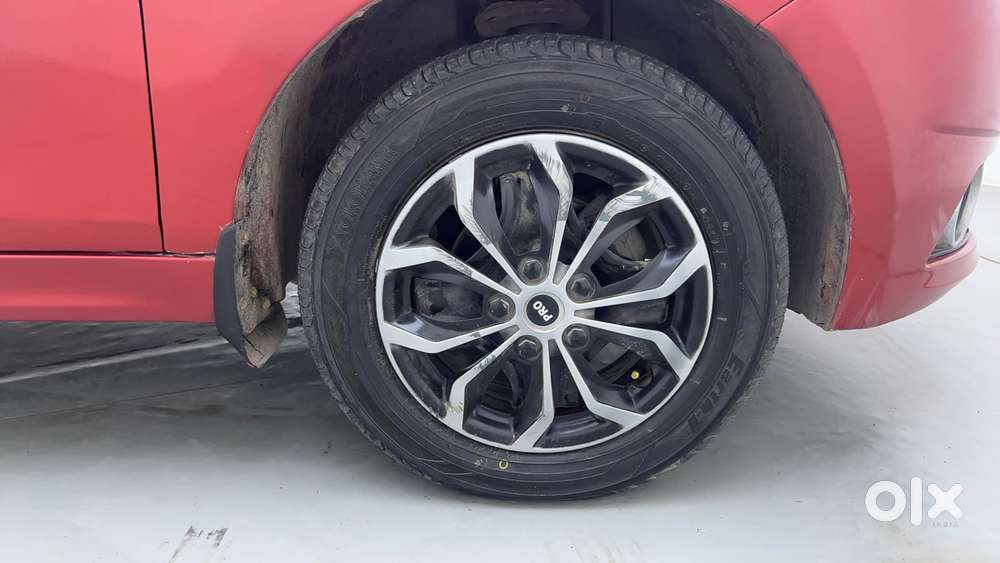 Tata Tiago 1.2 Revotron Xz Wo Alloy, 2019, Petrol