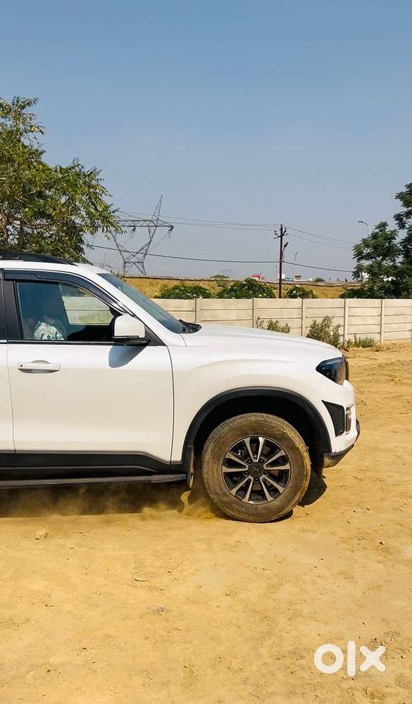 Mahindra Scorpio-n 2023 Diesel Manual
