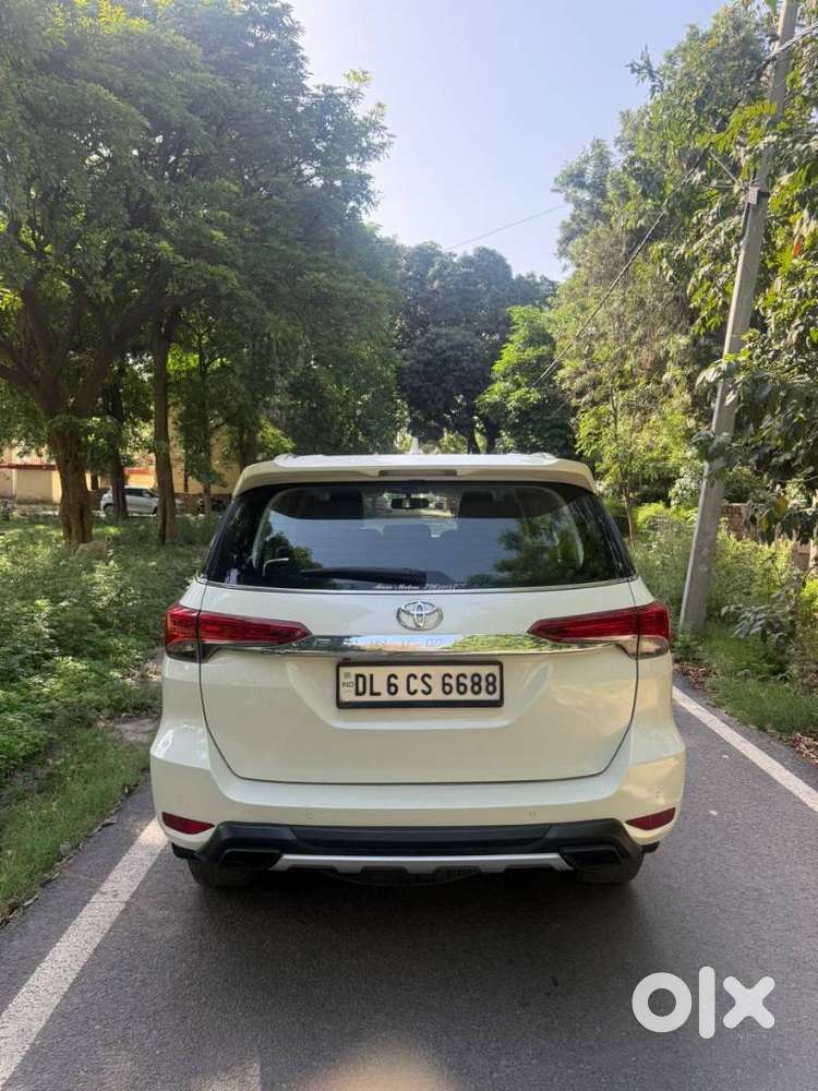 Toyota Fortuner 4x2 At 2.7 Petrol, 2020, Petrol