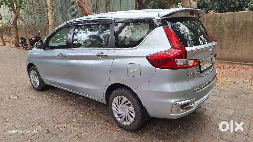 Maruti Suzuki Ertiga Vxi Shvs, 2022, Petrol