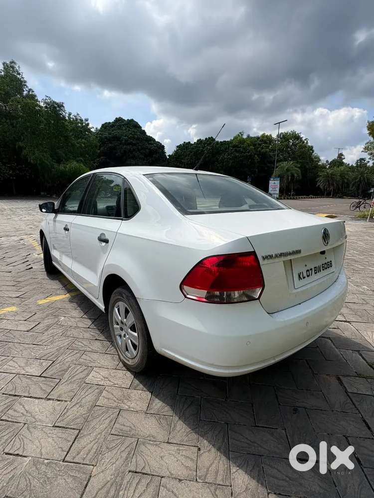 Volkswagen Vento Petrol 2013