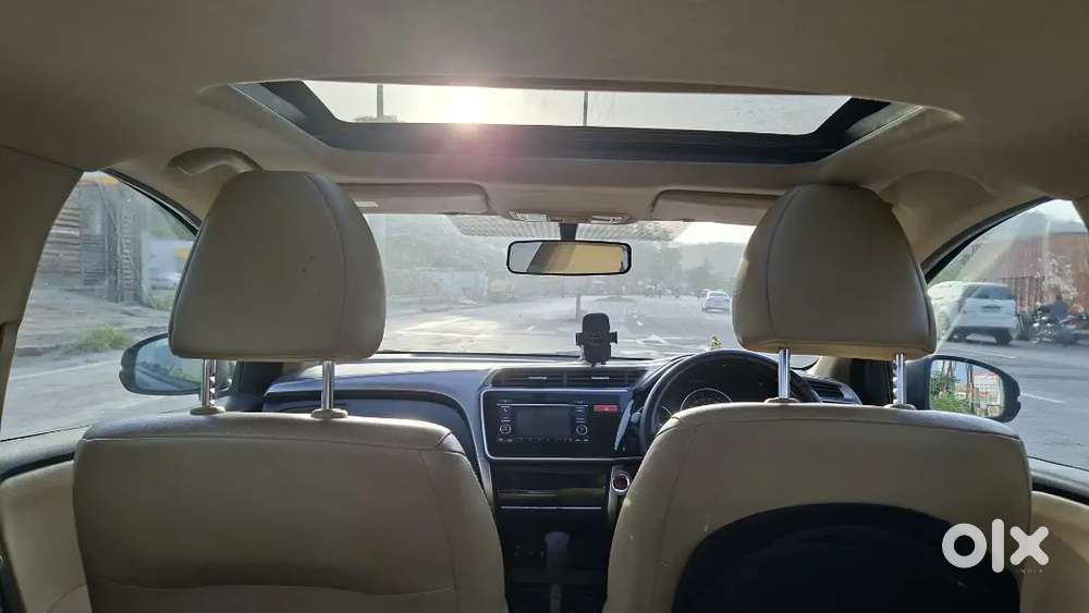Pristine Honda City Vx Cvt Automatic Petrol + Cng : Mileage With Power