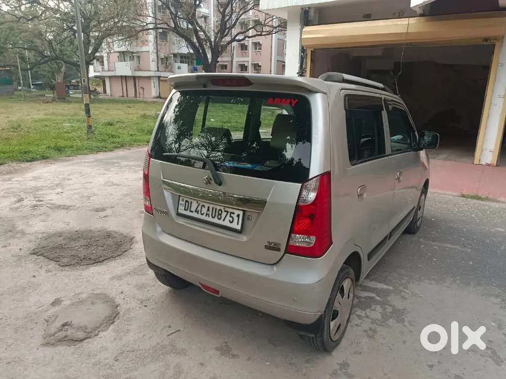 Maruti Suzuki Wagon R 2016 Petrol 68000 Km Driven.defence Officerusing