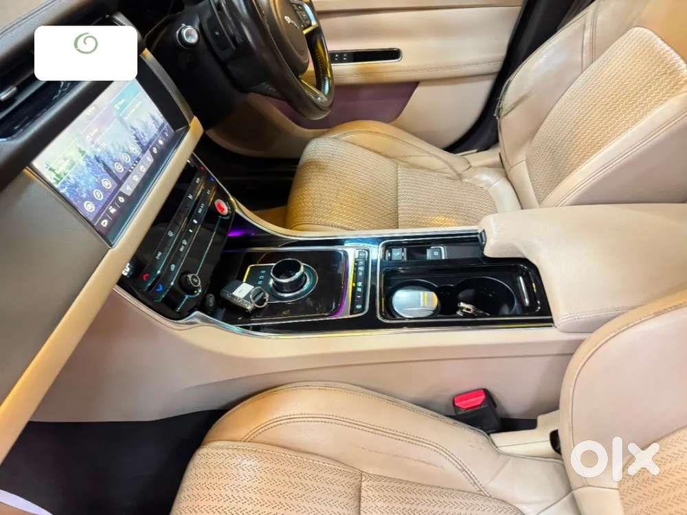 Jaguar Xf, 2019, Petrol
