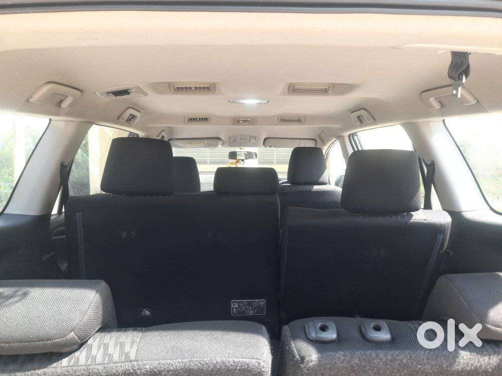 Toyota Innova Crysta 2.7 Gx Limited Edition At 7 Str, 2022, Petrol