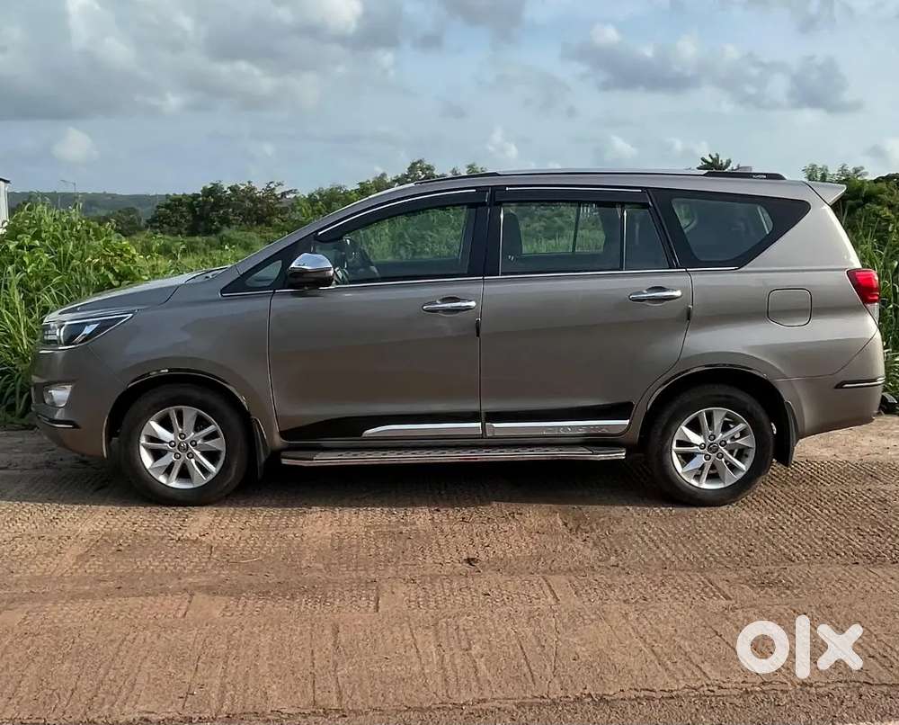 Toyota Innova Crysta 2017 Diesel Manual