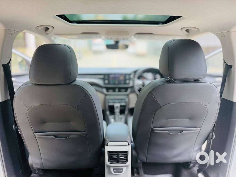 Skoda Kushaq 1.0 Tsi Style At, 2023, Petrol