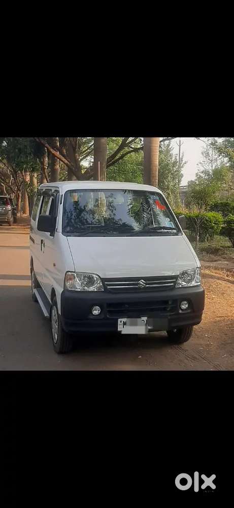 Maruti Suzuki Eeco 2024 Petrol 16457 Km Driven