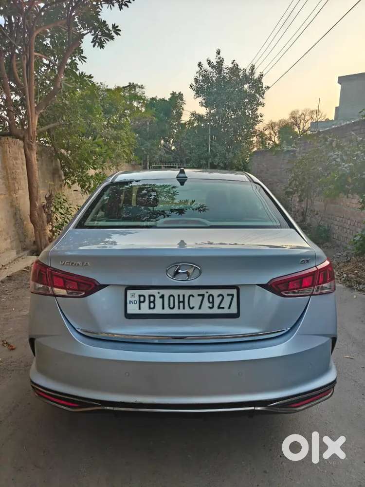 Hyundai Verna 2021 Diesel 78000 Km Driven Well Maintained