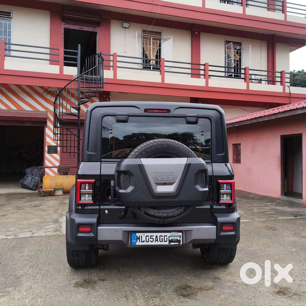 Mahindra Thar Roxx Petrol 2025