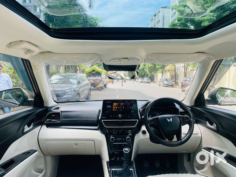 Mahindra Xuv 3xo Ax7 Diesel Mt, 2024, Diesel