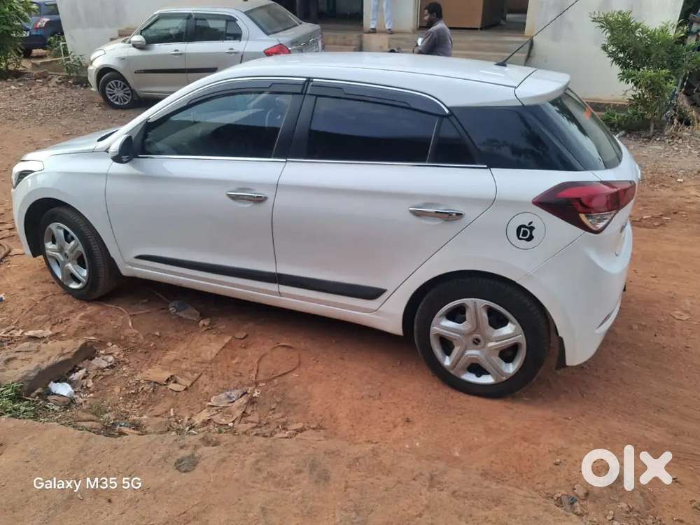 Hyundai I20 2017 Diesel 83500 Km Driven