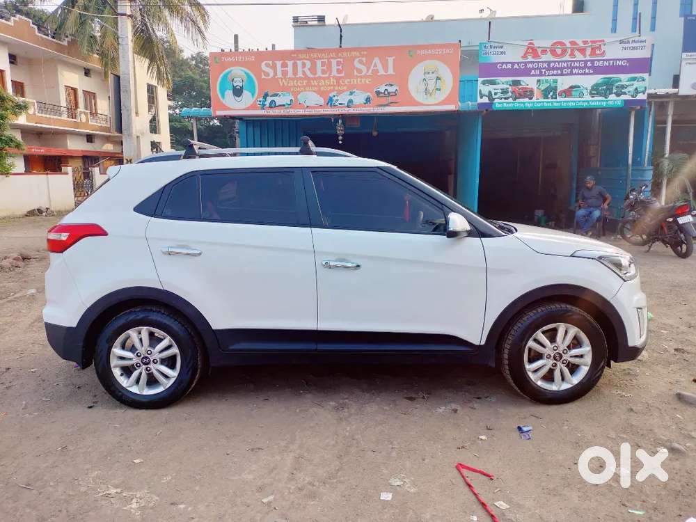 Hyundai Creta 1.6 Sx Plus. Diesel Showroom Maintenance..