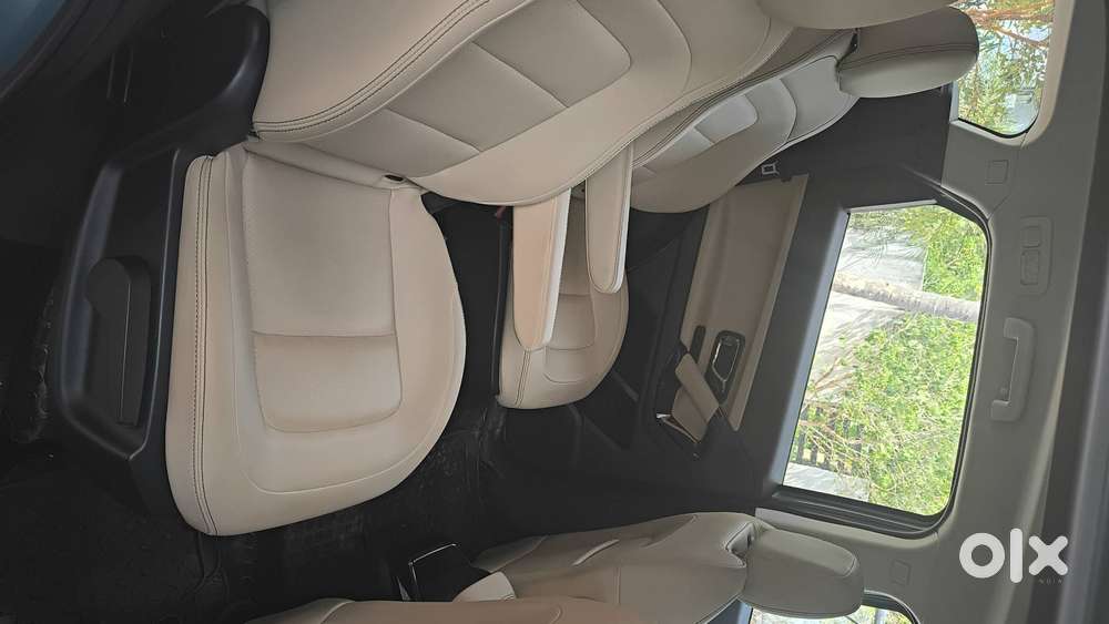 Tata Safari Adventure Pesona Top Edition