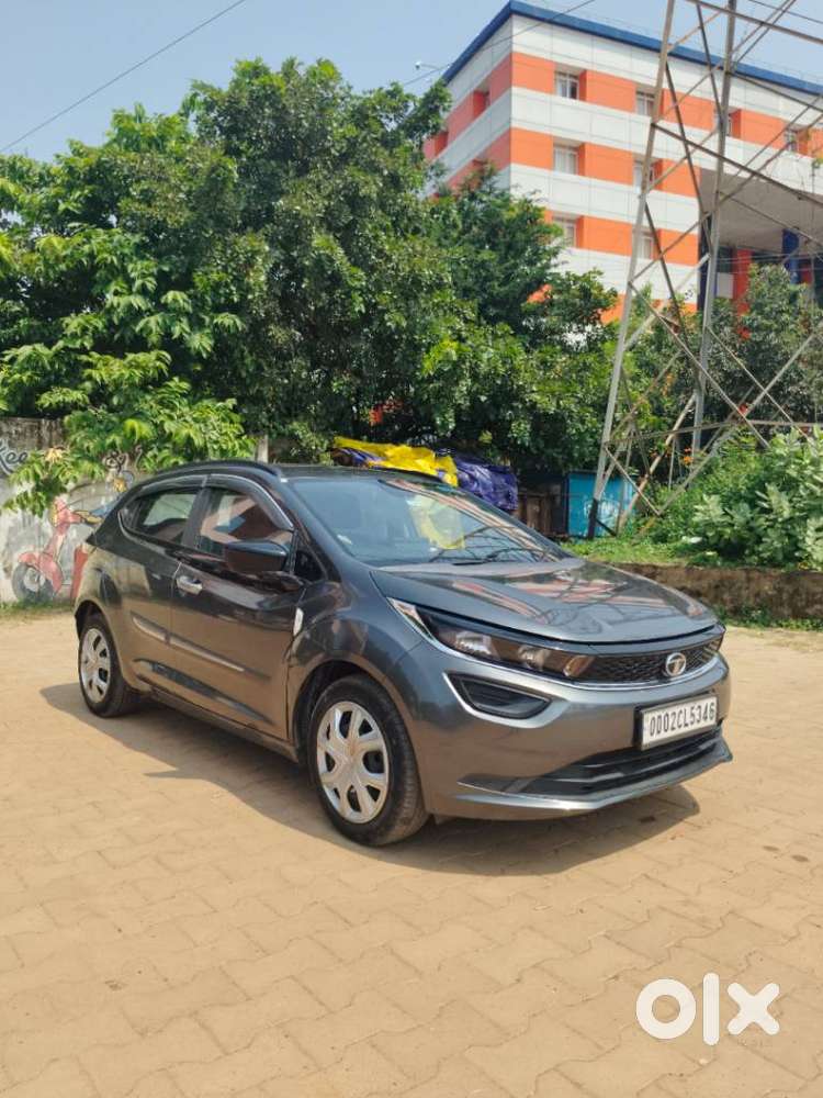 Tata Altroz 1.2 Xm, 2023, Petrol
