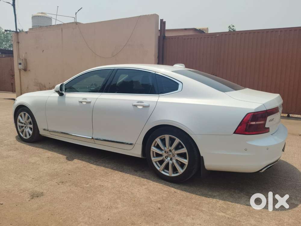 Volvo S90 D4 Momentum, 2018, Diesel