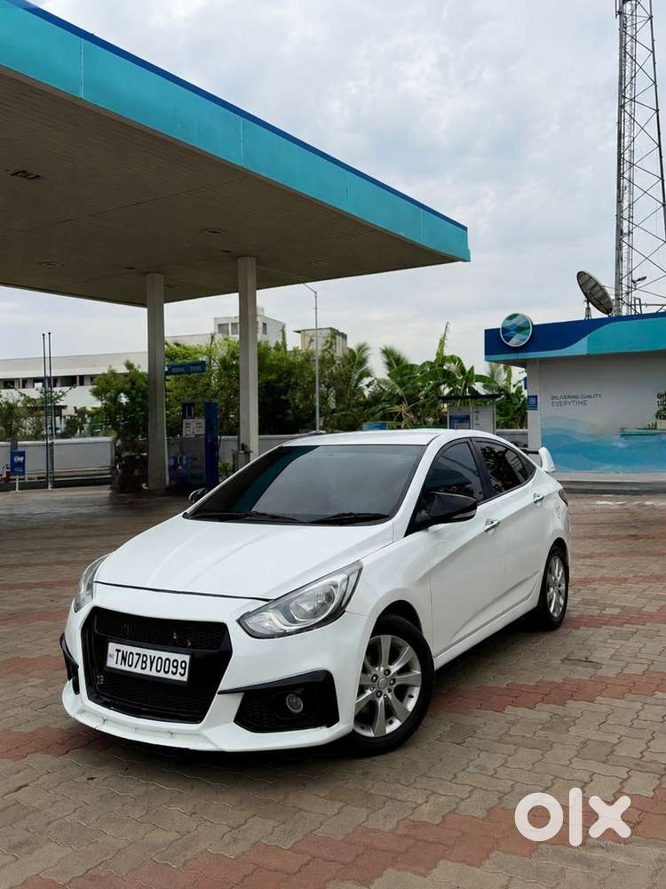 Hyundai Verna 2012 Fluidic Ex
