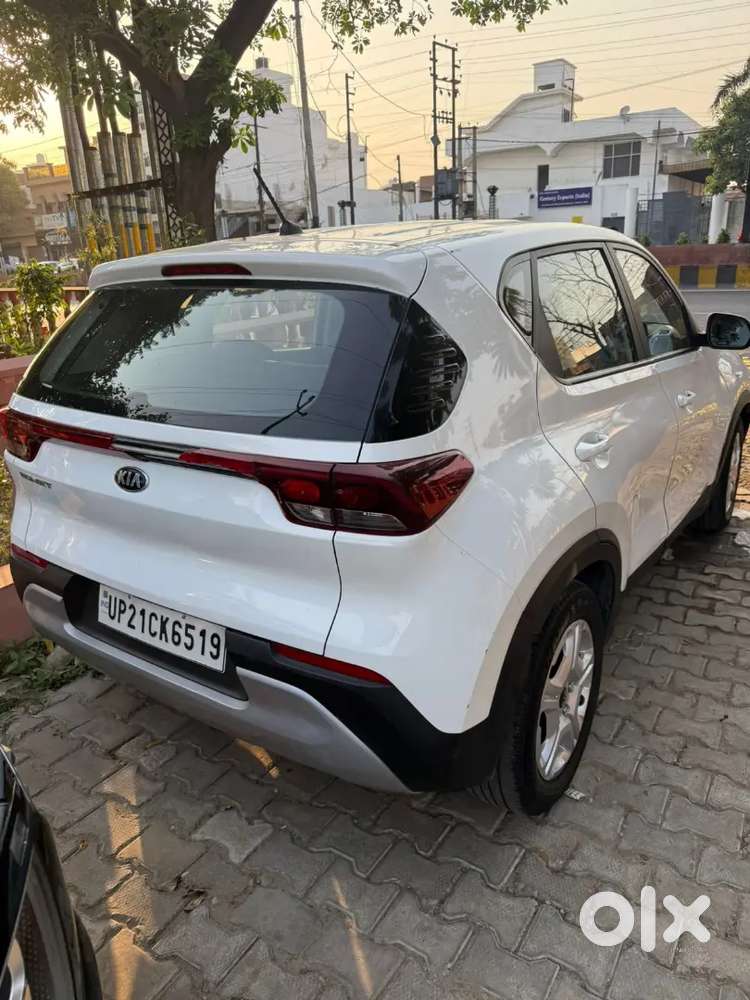 Kia Sonet Petrol 2021