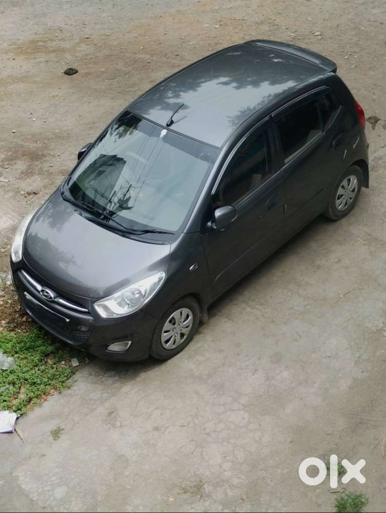 Hyundai I10 Asta Top End Model 2012 Petrol 60000 Km Driven