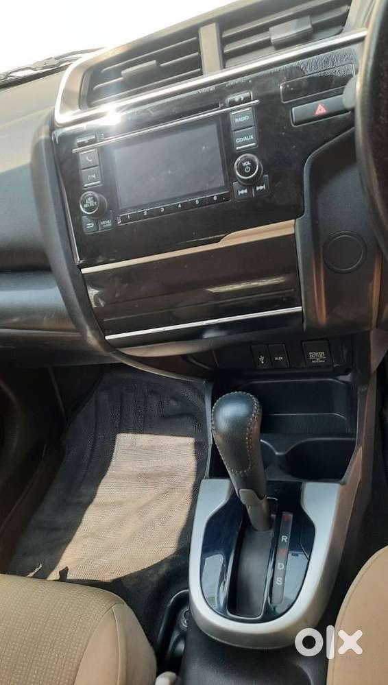 Honda Jazz V Cvt, 2016, Petrol