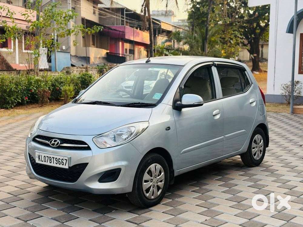 Hyundai I10 Sportz At, 2012, Petrol