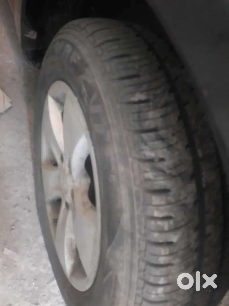 Skoda Fabia 2010 Petrol 70000 Km Driven