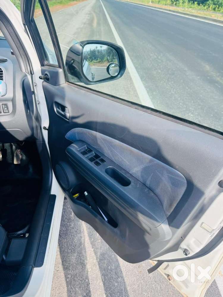 Maruti Suzuki Ritz 2010