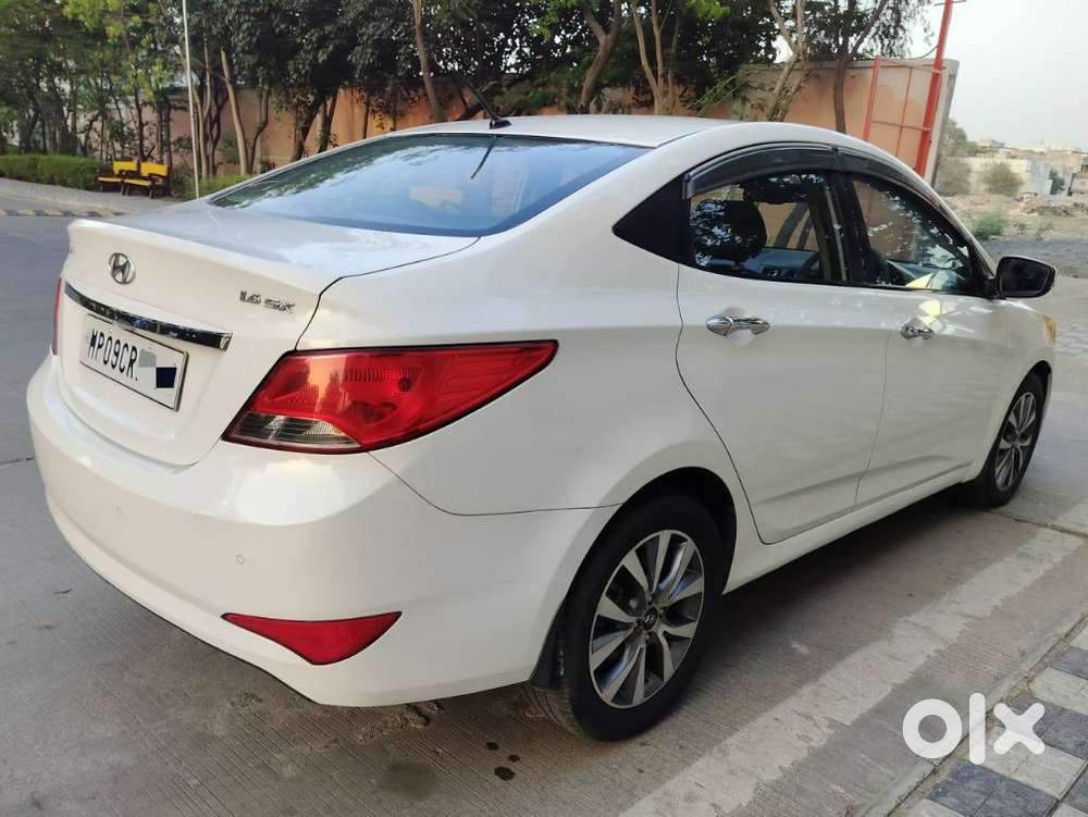 Hyundai Verna 1.6 Sx Crdi At, 2015, Diesel