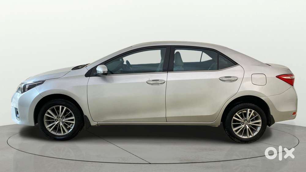 Toyota Corolla Altis 2013-2017 Vl At, 2015, Petrol