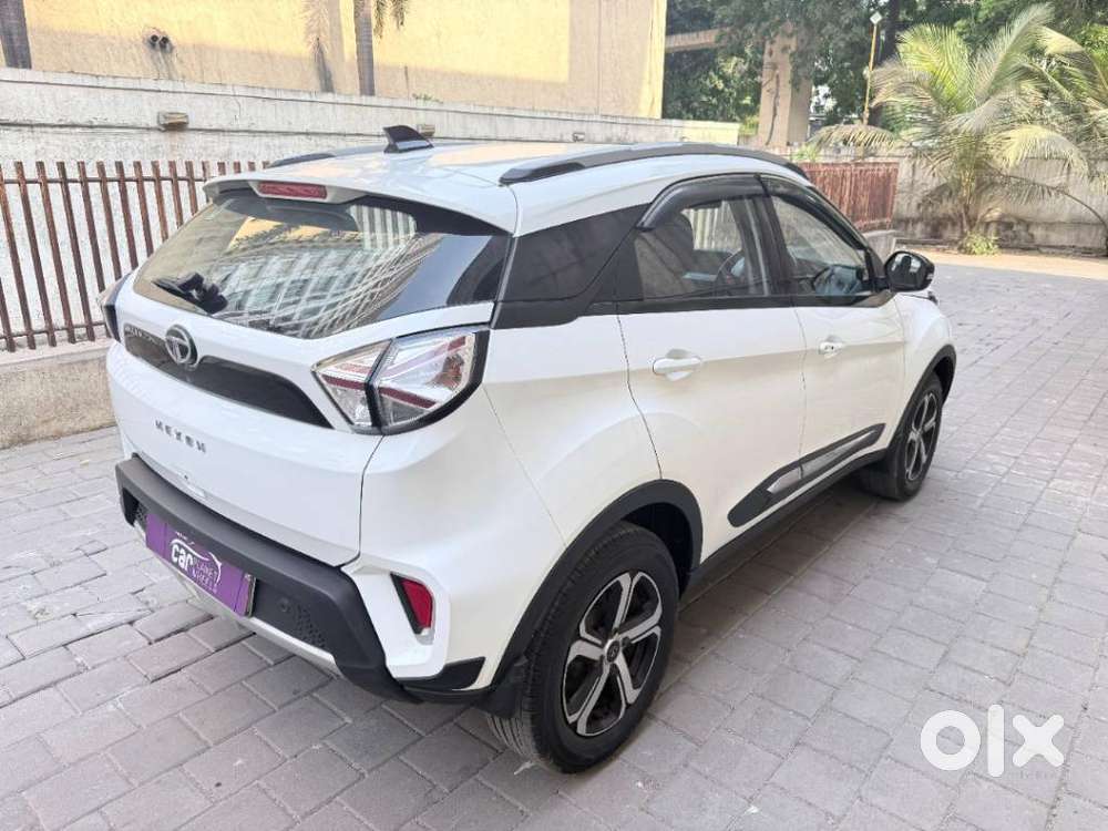 Tata Nexon 1.2 Revotron Xza Plus, 2023, Petrol