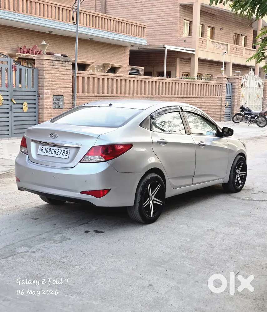 Hyundai Verna 2015 Diesel 98000 Km Driven