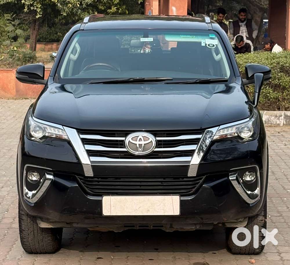 Toyota Fortuner 4x2 At 2.8 Diesel, 2019, Diesel