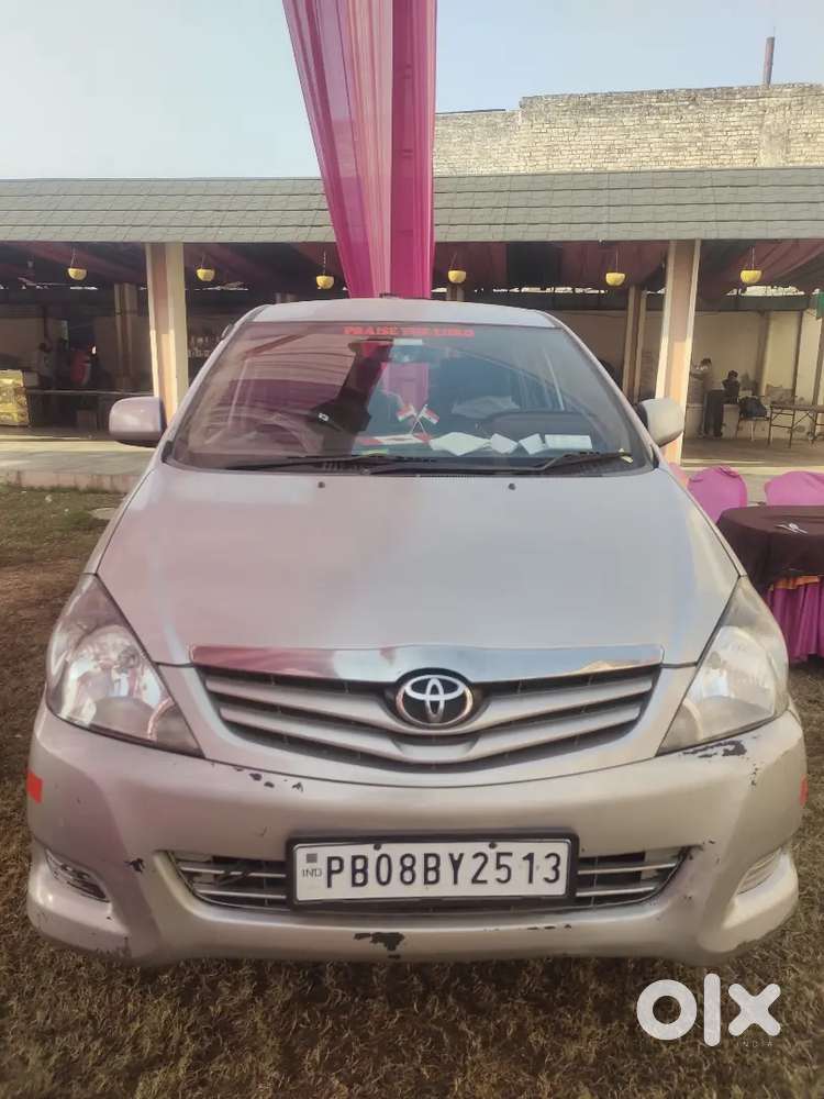 Toyota Innova 2.5 G 2011