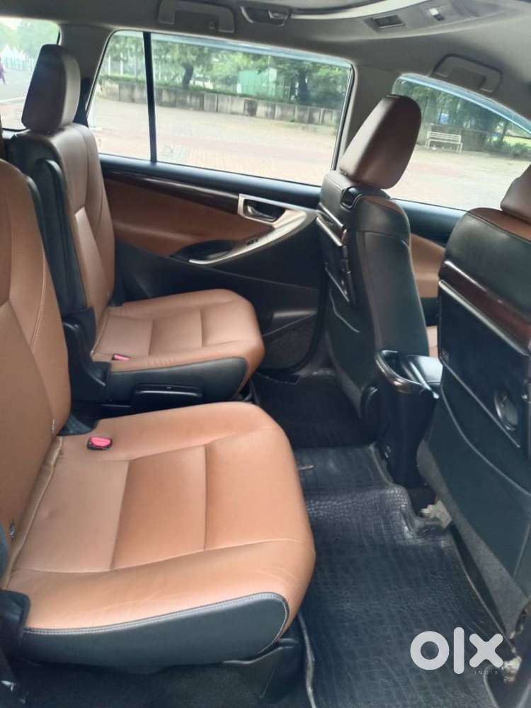 Toyota Innova Crysta 2.8 Zx At, 2017, Diesel