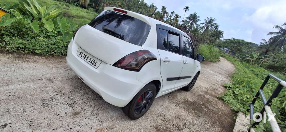 Maruti Suzuki Swift 1.3 Zxi, 2013, Petrol