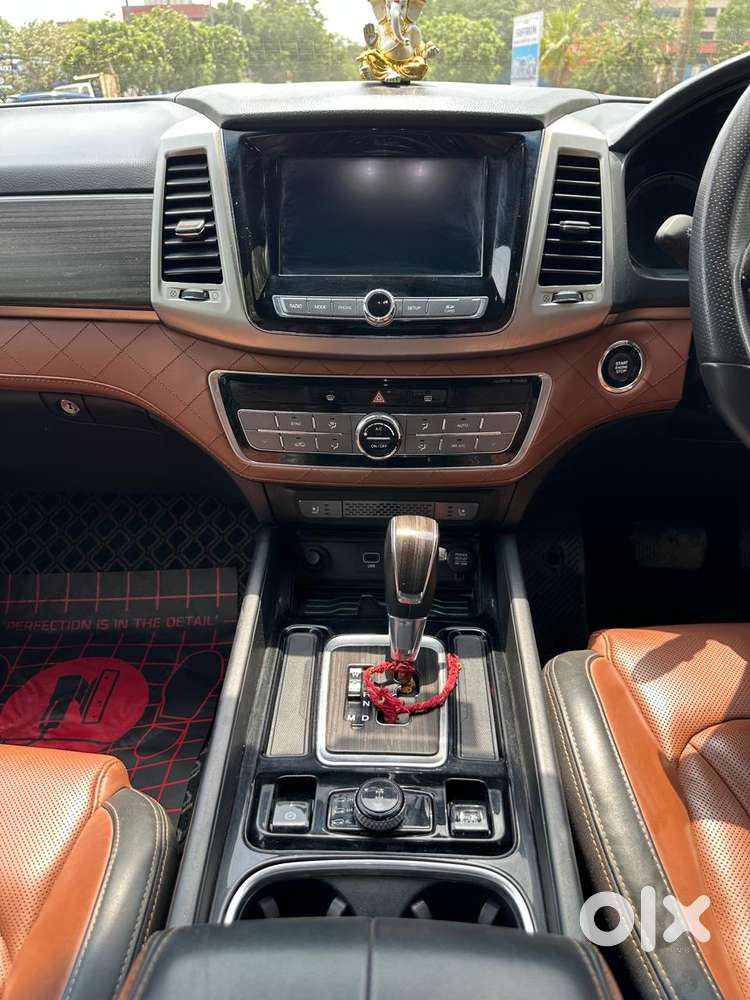 Mahindra Alturas G4 4x4 At, 2019, Diesel