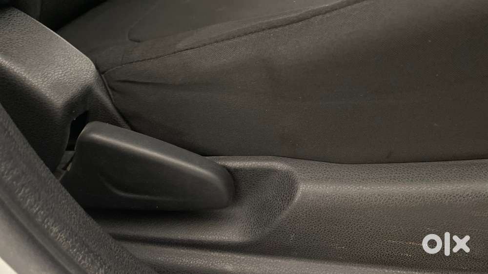 Renault Kwid 1.0 Rxt Amt Opt, 2018, Petrol