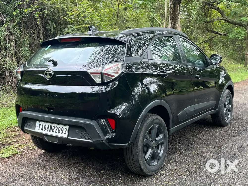 Tata Nexon 2022 Diesel Dark