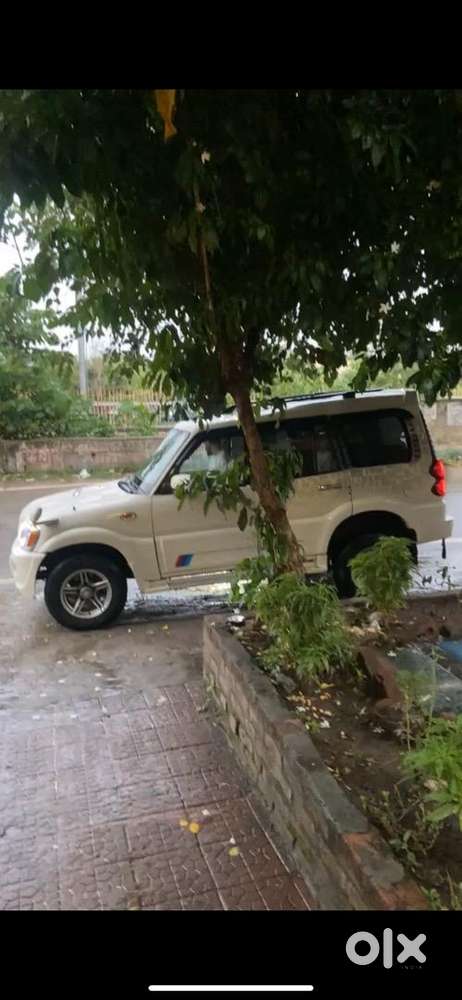 Mahindra Scorpio 2013 Diesel 160000 Km Driven