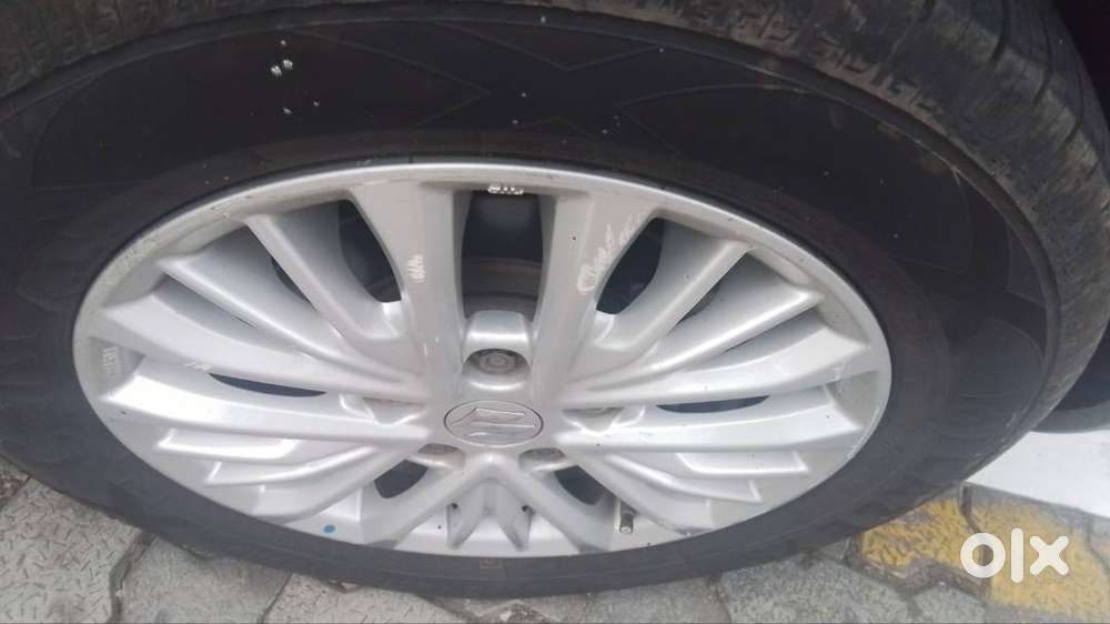 Maruti-suzuki Ertiga Vxi 2019 Amt Petrol