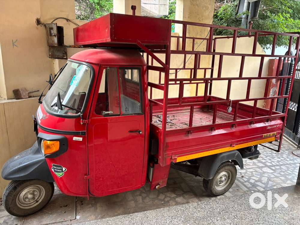 1 year old CNG + Petrol Loading vehicle