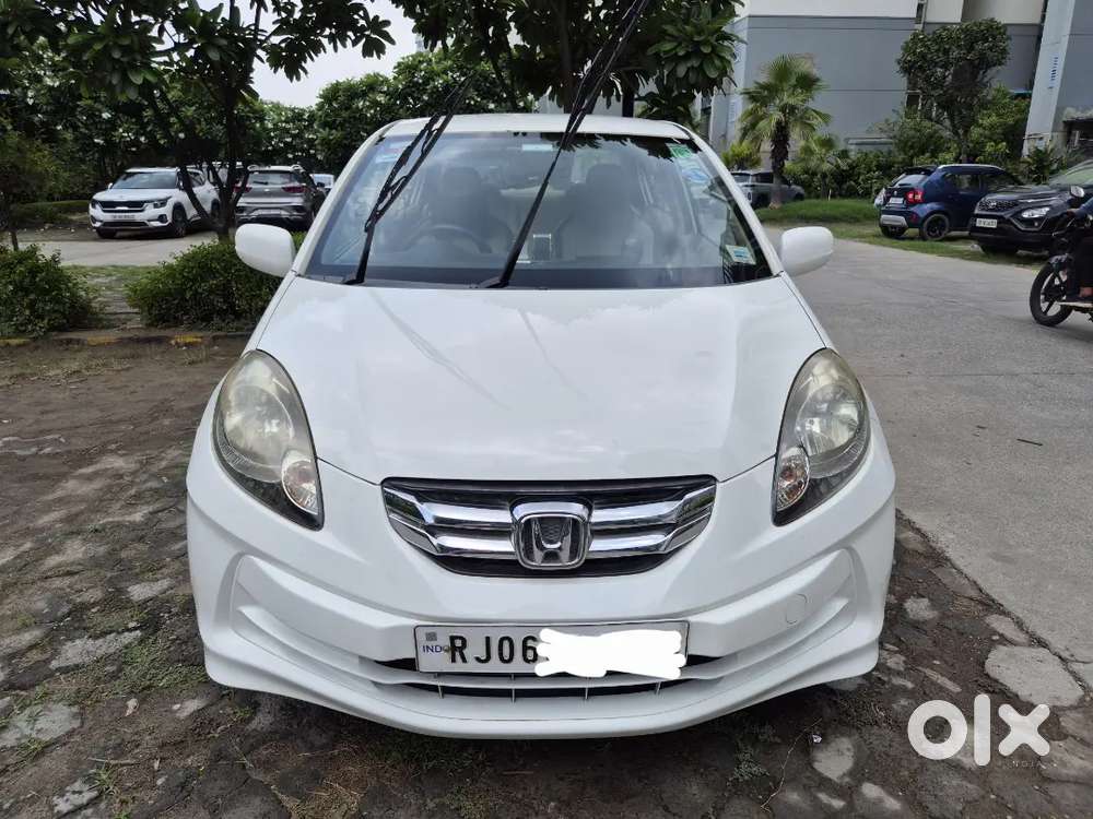 Honda Amaze Petrol 2014